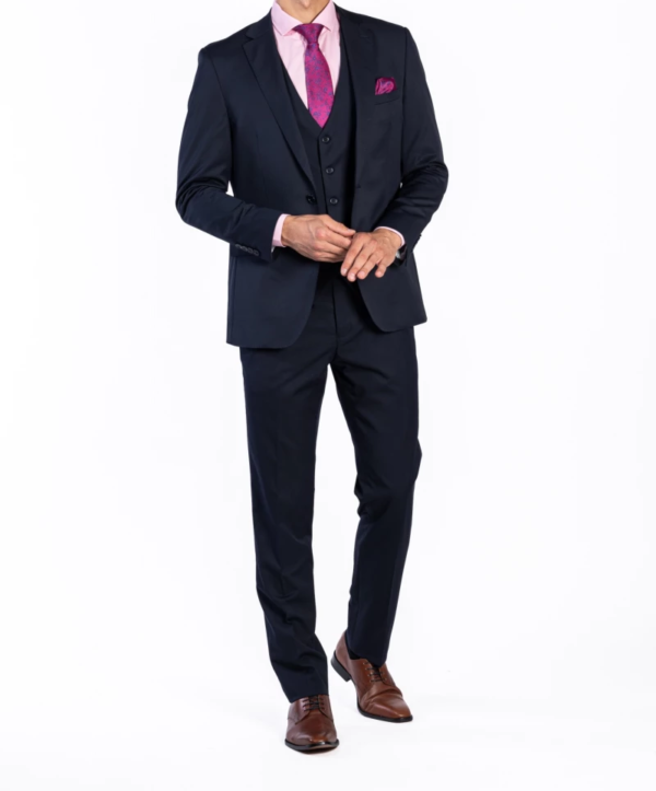 Traje Bolonia